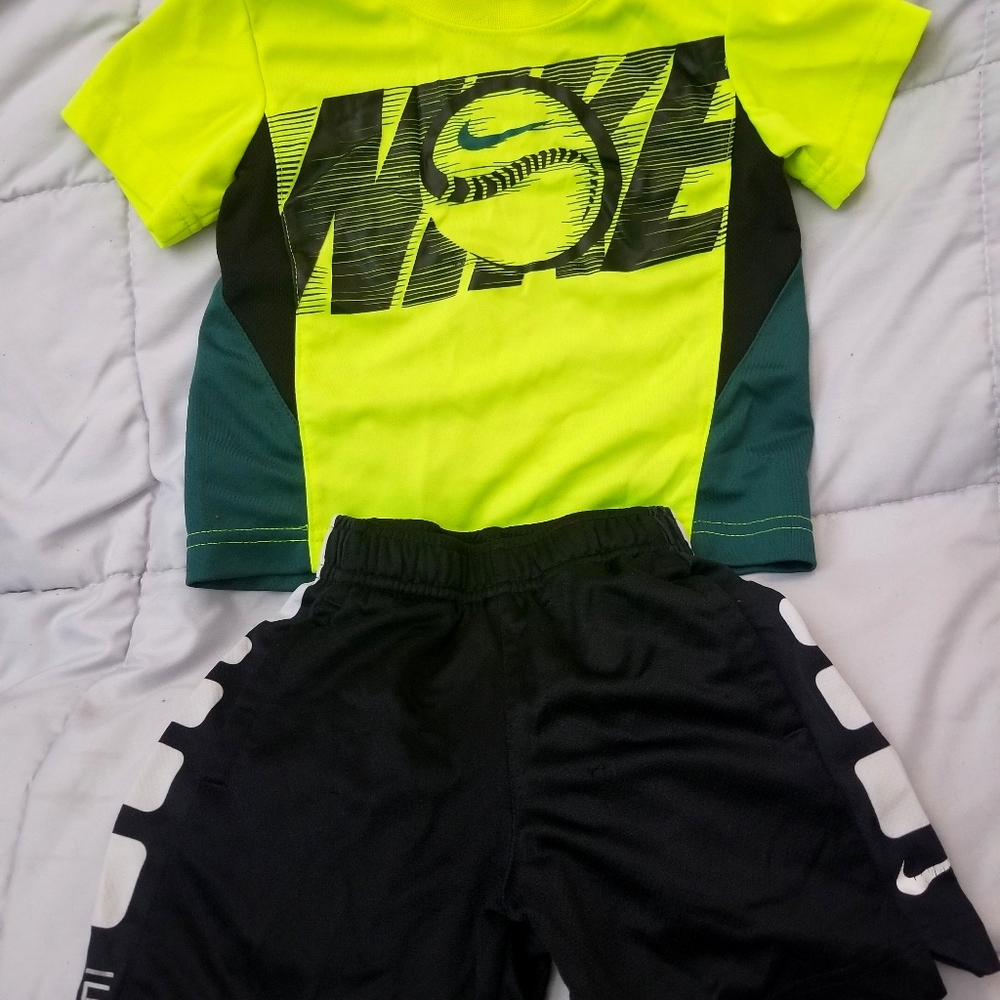 Nike toddler outfit
